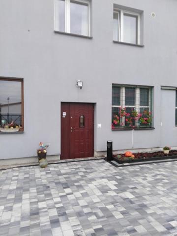 Pod Kogucikiem Aparthotel Krzyzanowice Exterior foto